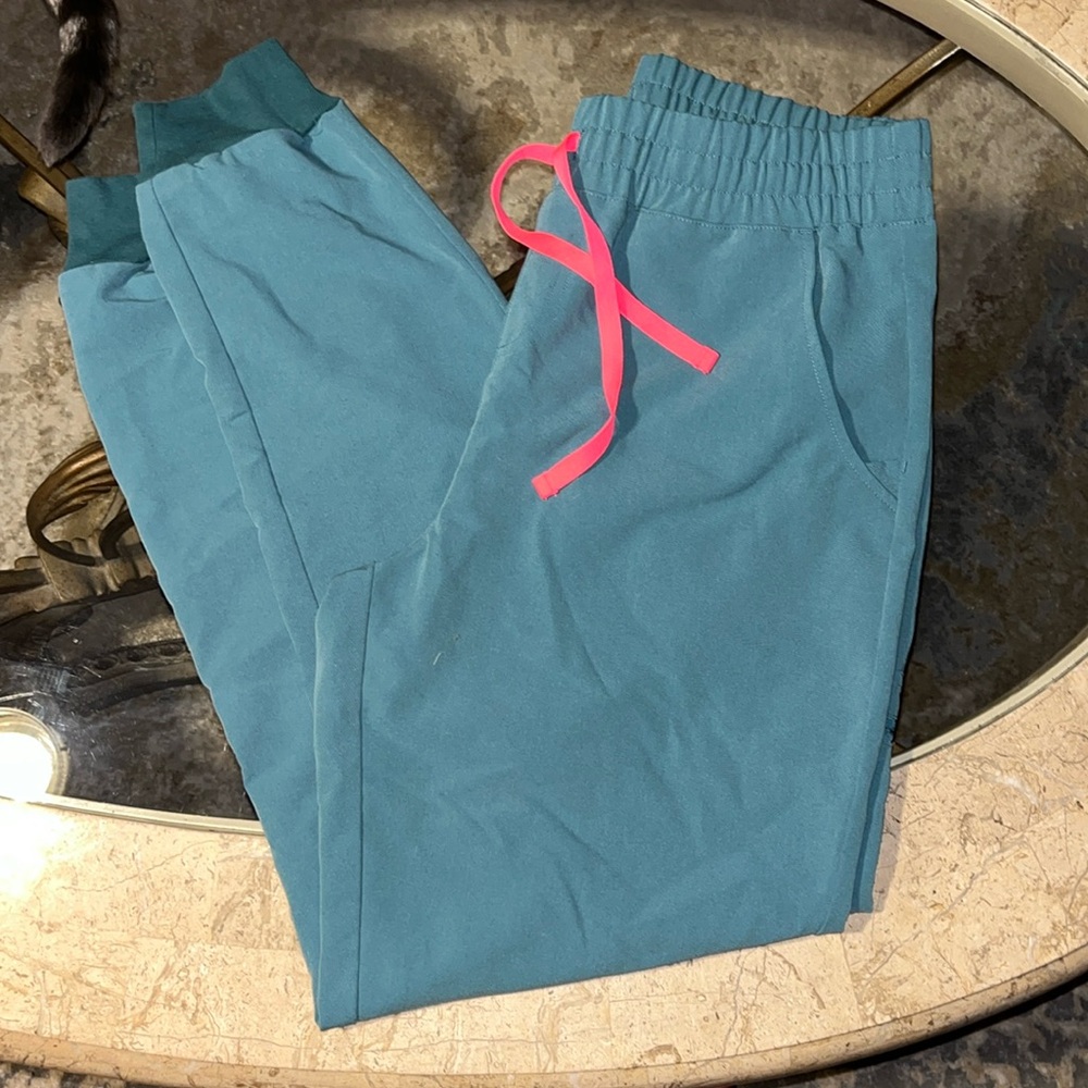 Figs scrub pants